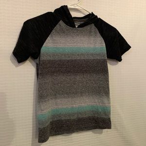 boys t shirt w/ hoodies